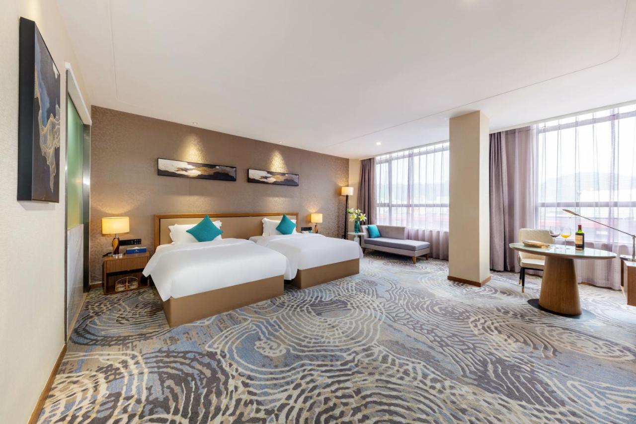 Qianhai Holiday Hotel Shenzhen Eksteriør billede